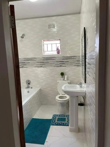 Spacious and Harmonious 2 Bedroomed Apartment