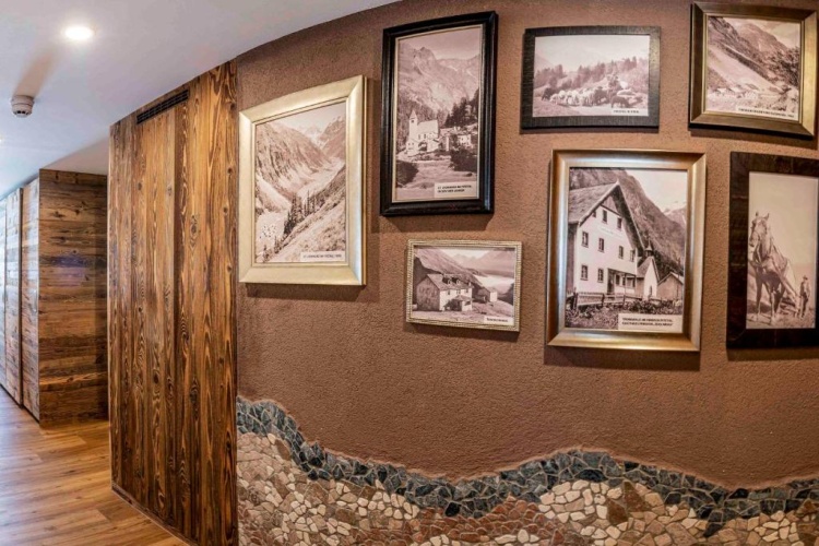 2 Bedrooms Suite