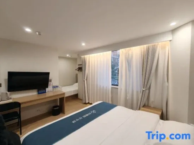 Standard Family room