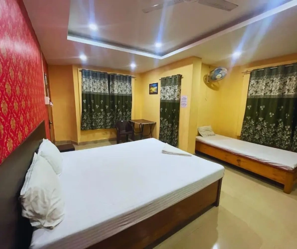 Economy Triple room