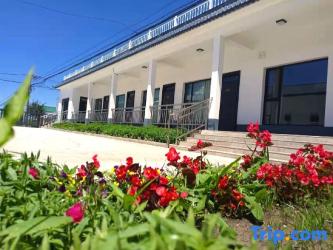 Nalati Primitive Senling Resort B&B