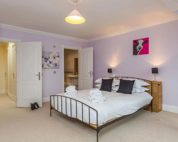 Quay Holidays - Canford Cliffs