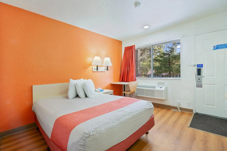 Motel 6 Big Bear Lake, CA