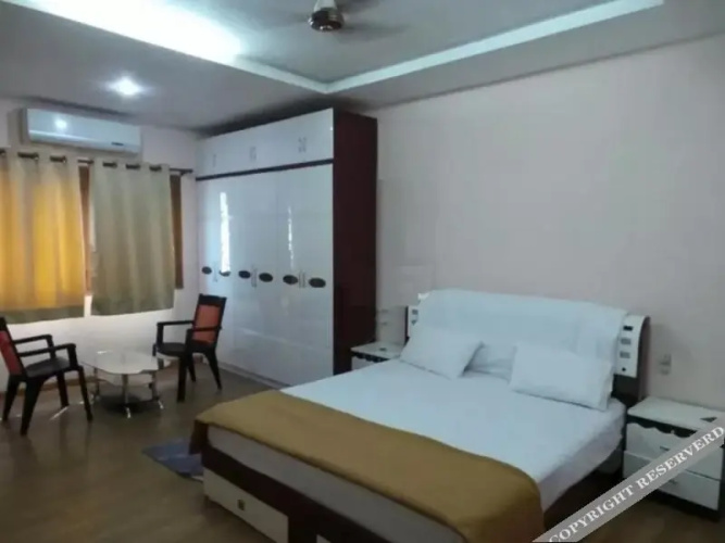 Royal Comfort Suites