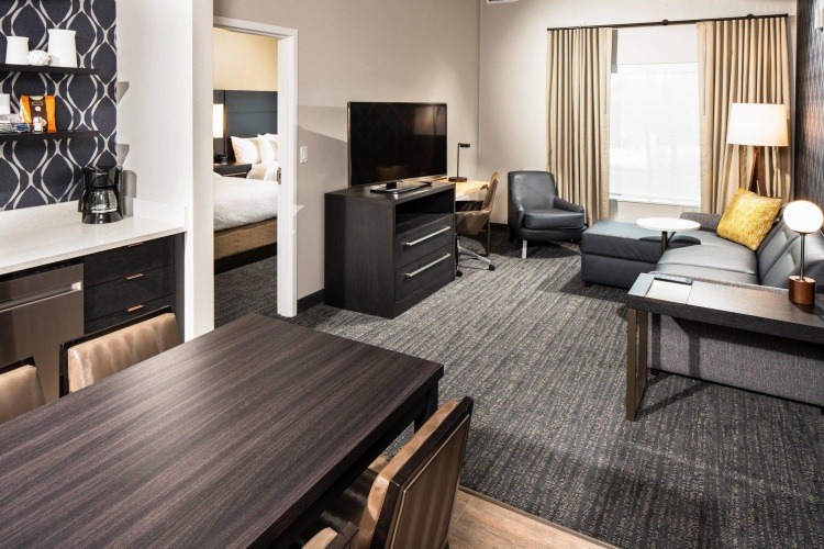 1 Bedroom Quadruple Suite