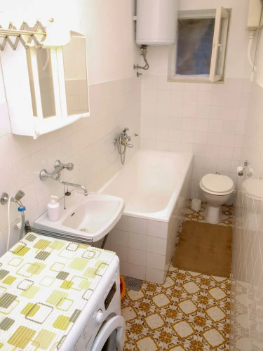 Apartment Postira Meri