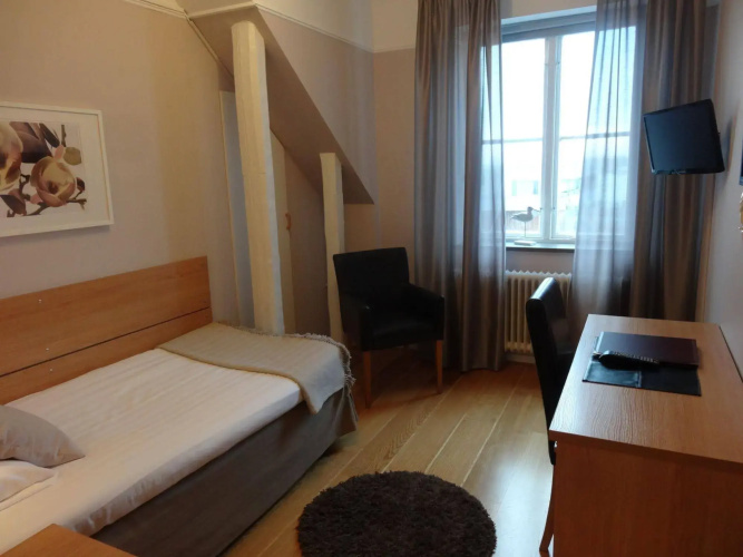 Hamnhotellet Kronan
