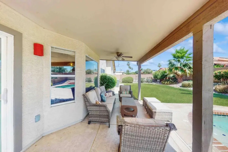 Private Pool, Yard & Pool Table! 'avondale Abode'