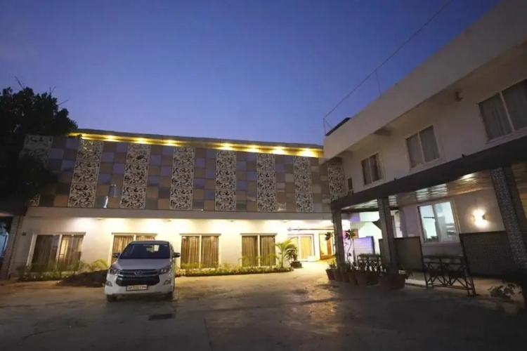 Temptation Hotel