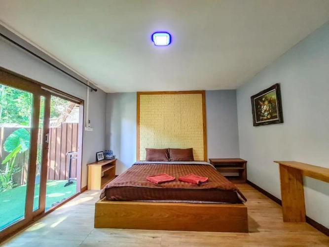 Standard Triple room with balcony