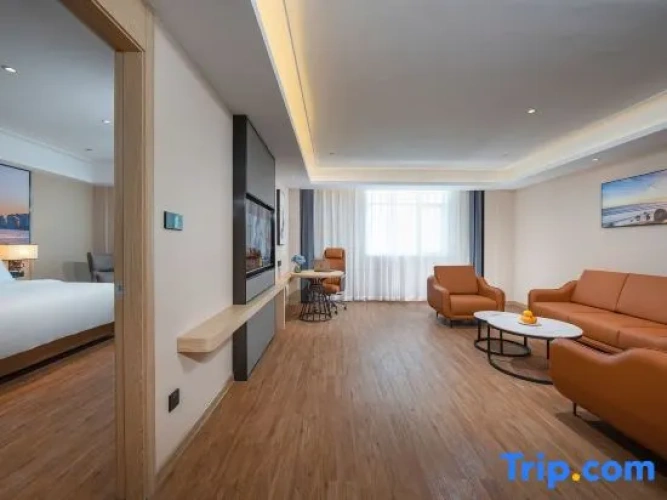 Deluxe Suite
