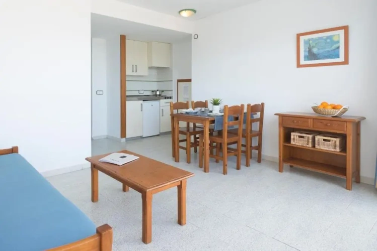 1 Bedroom Apartment with partial sea view