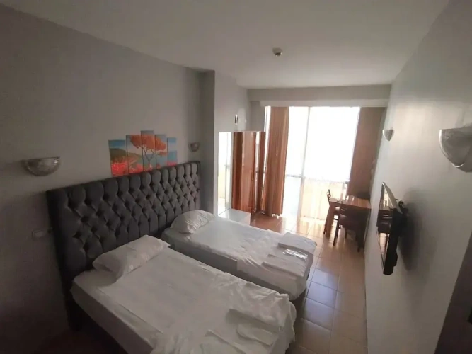 Standard Double room with city view
