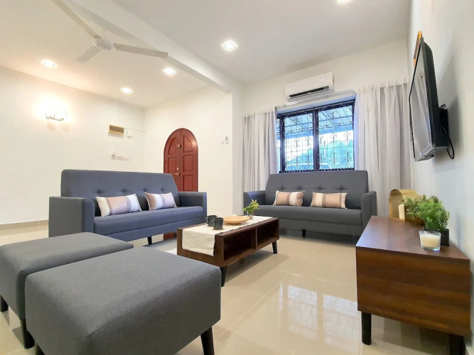 WhiteTerrace House Jalan Ipoh by BeeStay