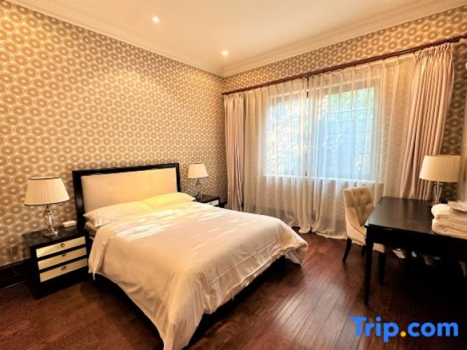 3 Bedrooms Family Villa