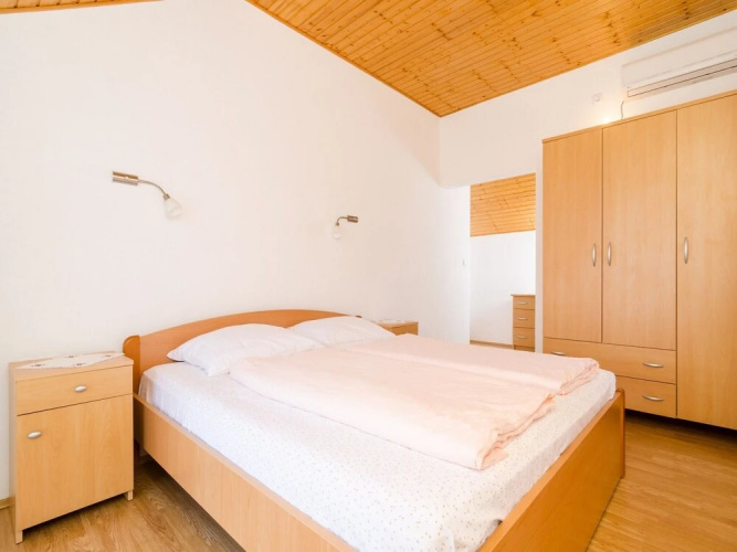 Sea View Apartment Maćus
