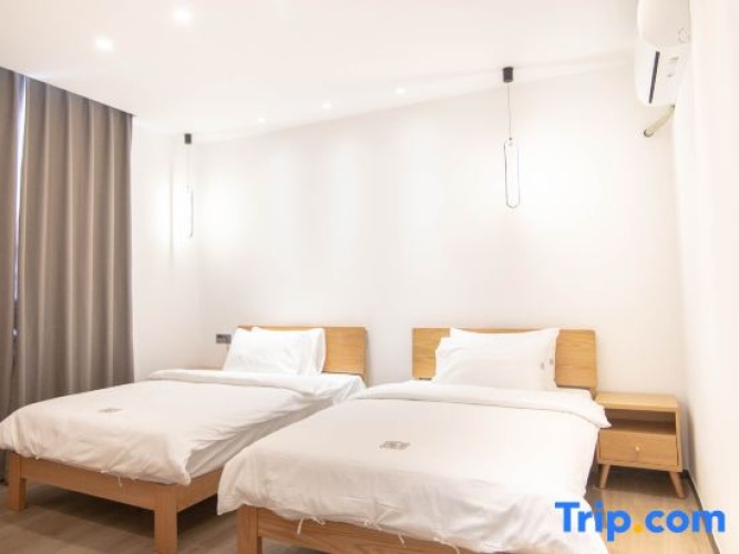 Premium Twin room