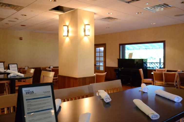 Bear Mountain Inn and Overlook Lodge