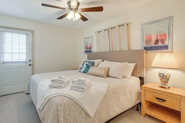 Oceanfront Condo w/ Pool Access in Surfside Beach!