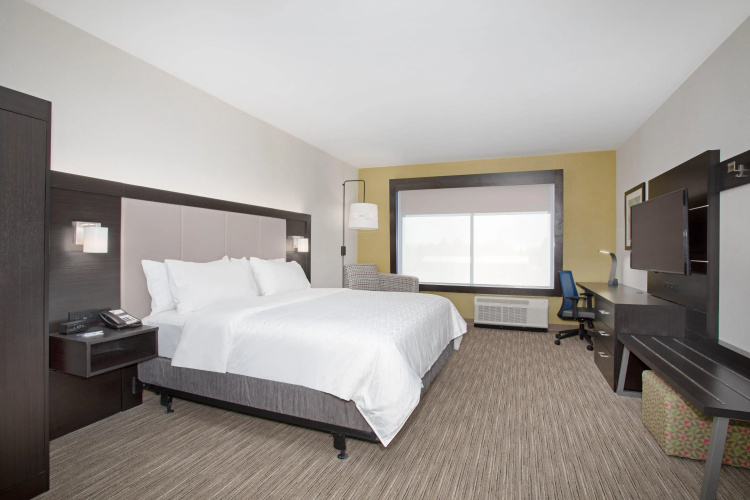 Holiday Inn Express & Suites Ely by IHG