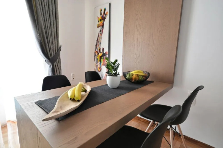 Acropolis Executive Suite