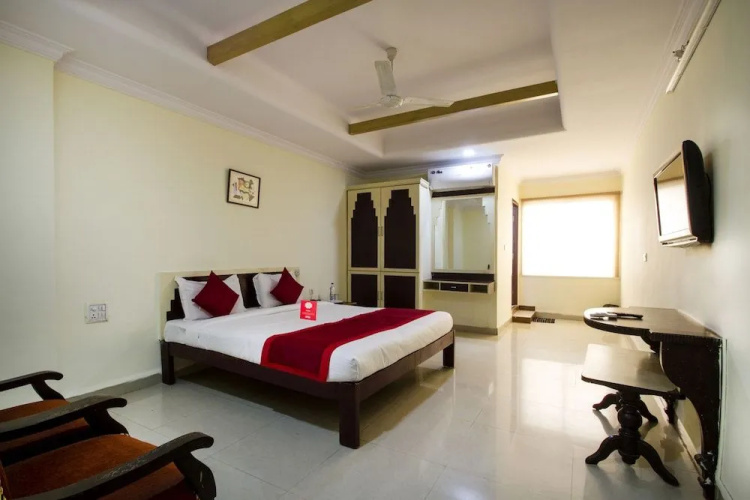 OYO 7976 Dilsukhnagar