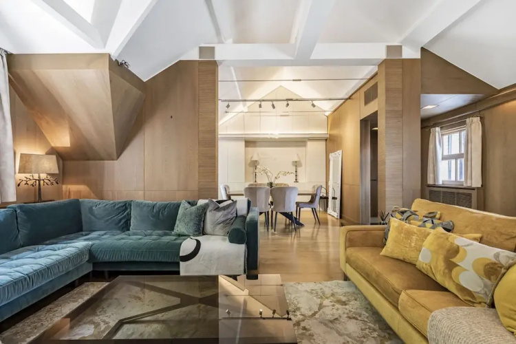 Mayfair Home Central AC Huge Terrace