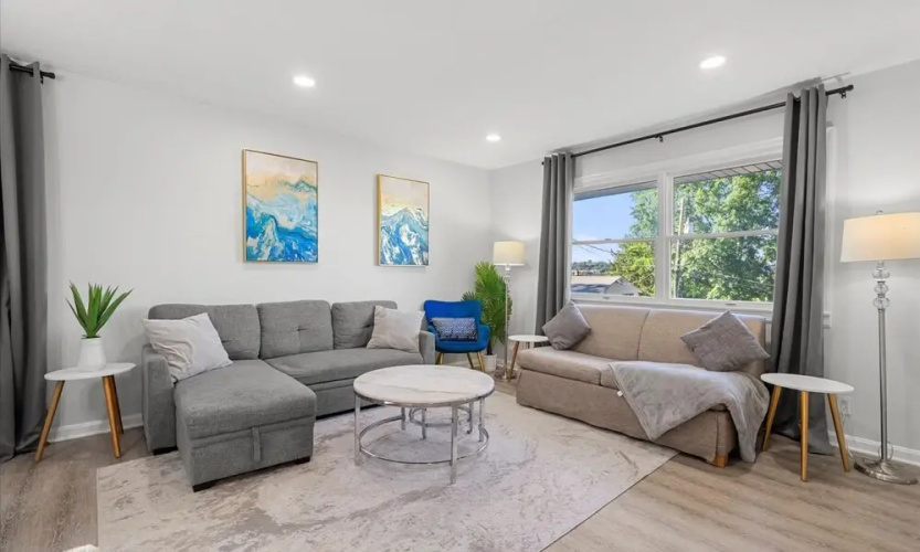 Upscale Old Town Views 3BD Lux