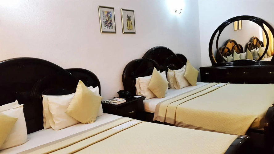 M Plaza Hotel