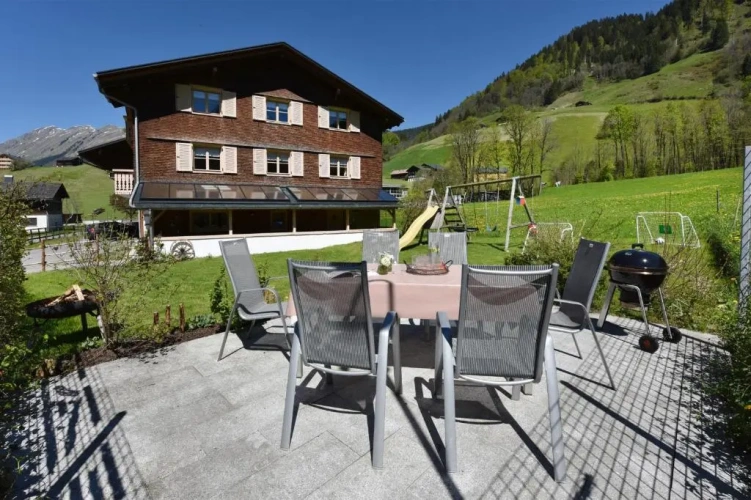 2 Bedrooms Apartment with balcony