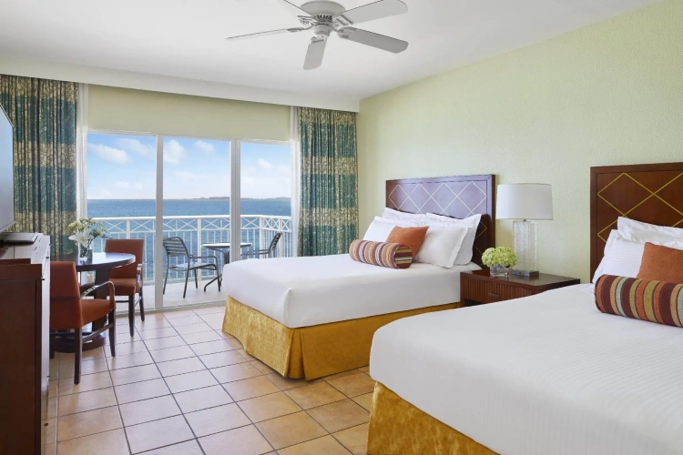 Standard room with water view