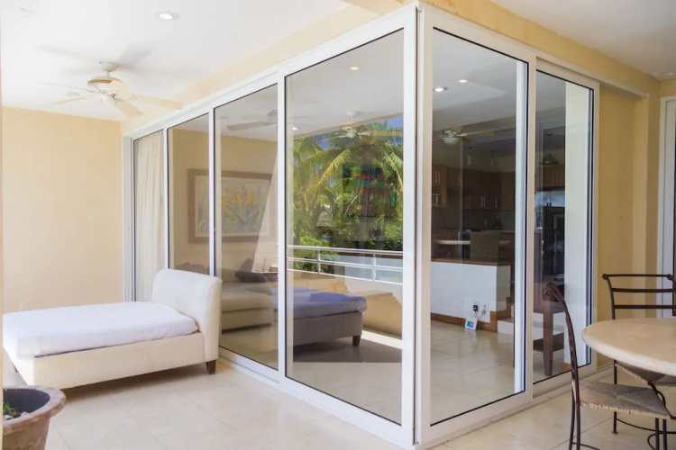 Casa Mita by Kivoya