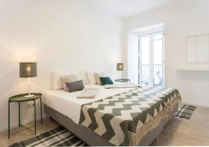 Castelo Picão Apartments