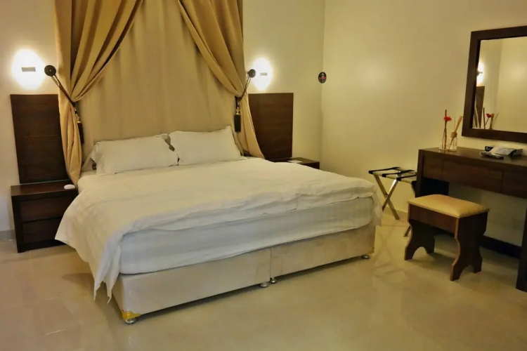 Fadet Talla Residentials