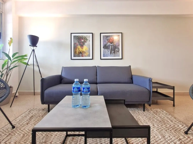 2 Bedrooms Apartment