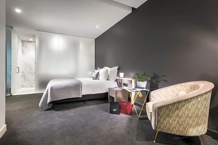 Double Suite with courtyard view
