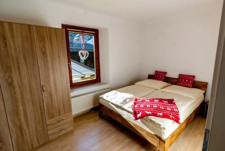 2 Bedrooms Comfort Apartment with lake view