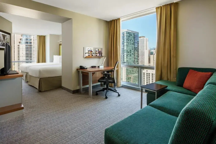 Springhill Suites by Marriott Chicago Downtown/ River North