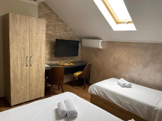 Deluxe Triple room