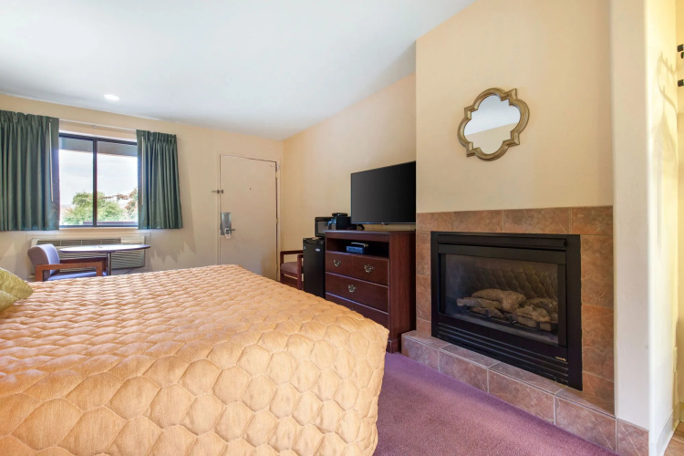 Rodeway Inn