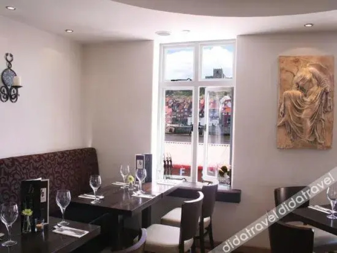 Harrys lounge
