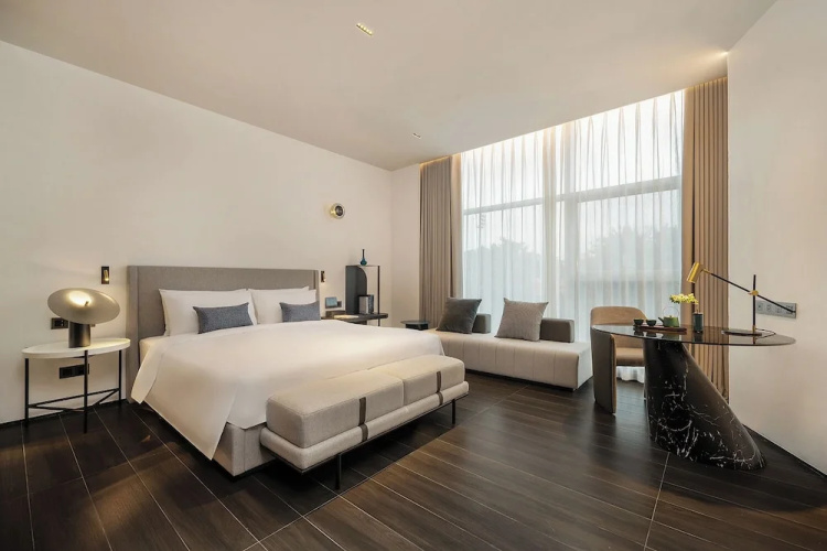 Indas Hotel