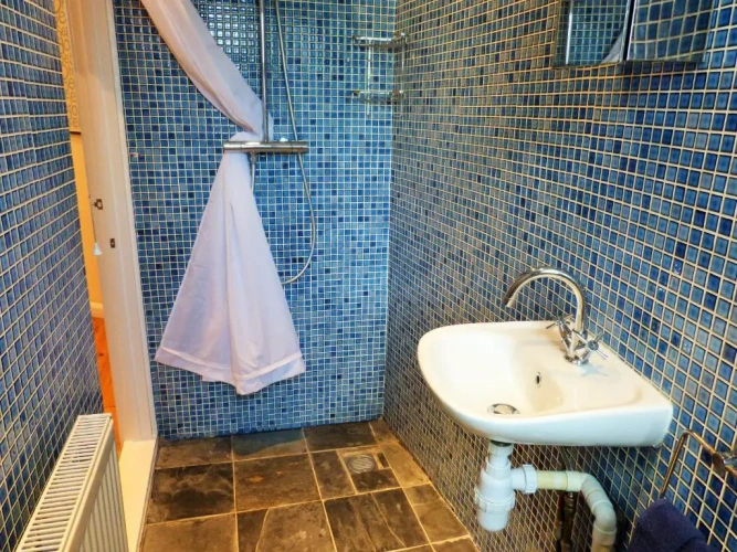 3 Bedrooms Cottage