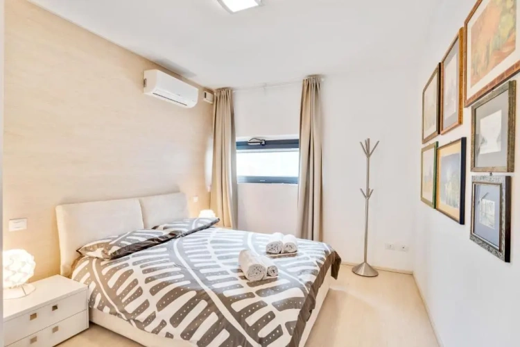 3 Bedrooms Duplex Apartment