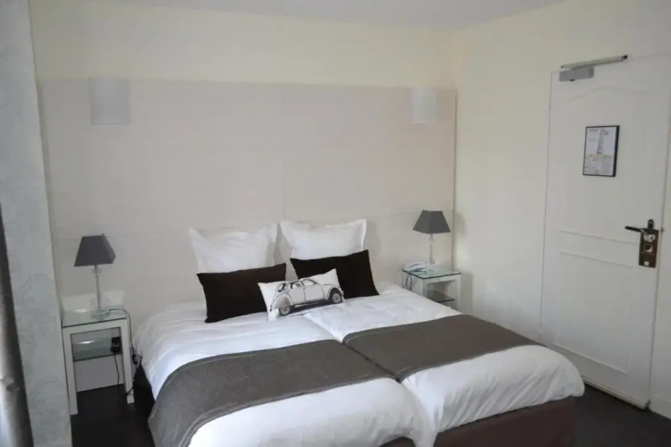 Superior Twin room