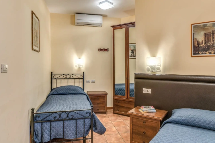Standard Single room