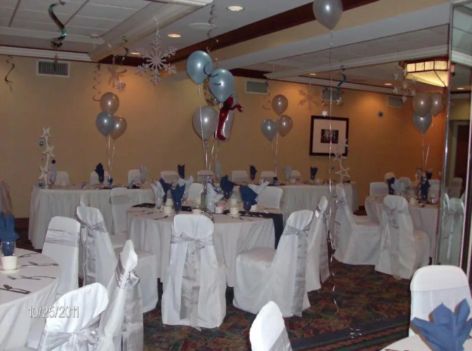 Newburgh Inn