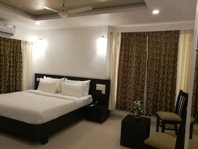 Amrut Aura