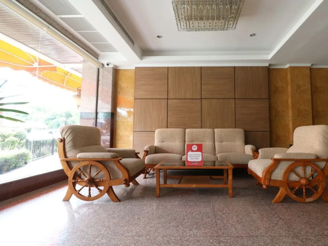 曼谷奈达客房若帕拿桥酒店(Nida Rooms Ratpattana 88 Bridge)