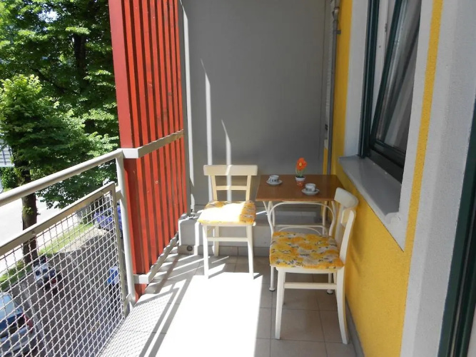Apartment Honey Bee with Sauna